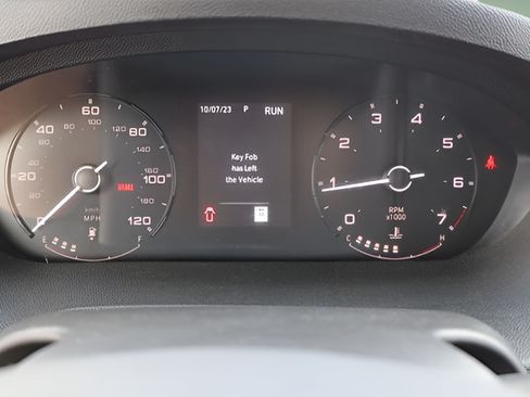 Used 2025 RAM ProMaster 2500 w/ Convenience Group FWD image 15