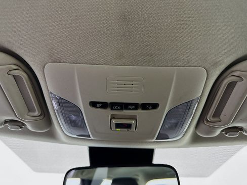 Used 2022 Toyota Corolla LE image 18