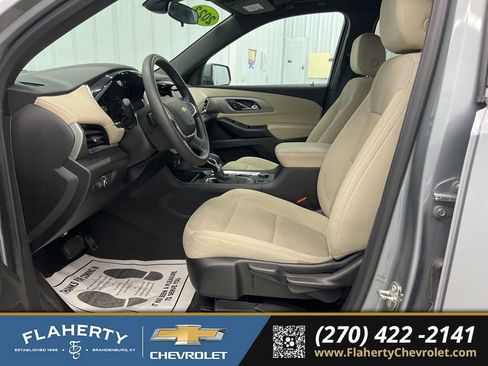 Used 2023 Chevrolet Traverse LS w/ Safety Package image 9