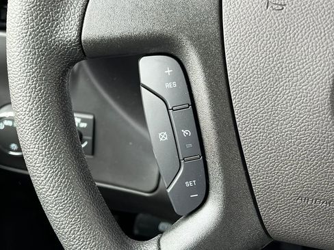 New 2025 GMC Savana 3500 Extended w/ Driver Convenience Package RWD image 21