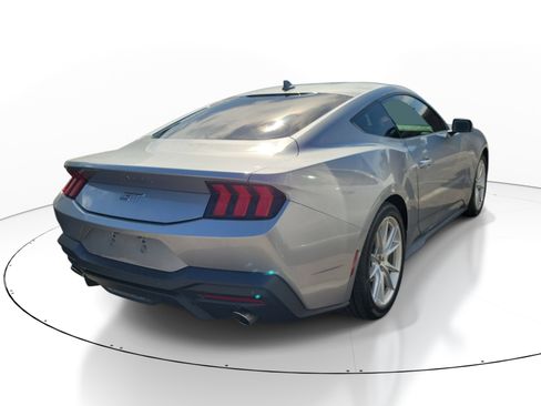 Used 2024 Ford Mustang GT Premium RWD image 5