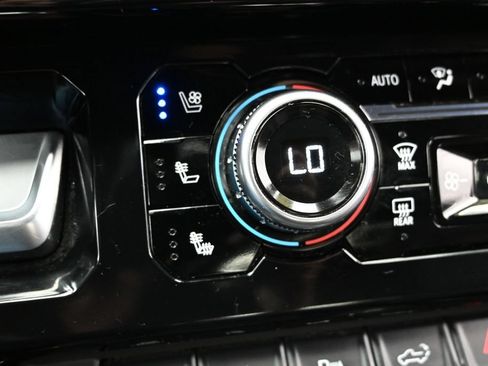 Used 2025 GMC Sierra 2500 AT4 AWD/4WD image 42