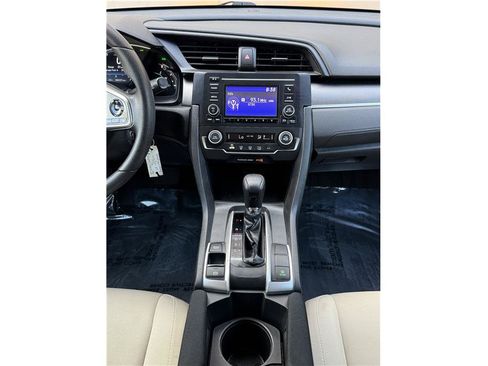 Used 2019 Honda Civic LX image 9