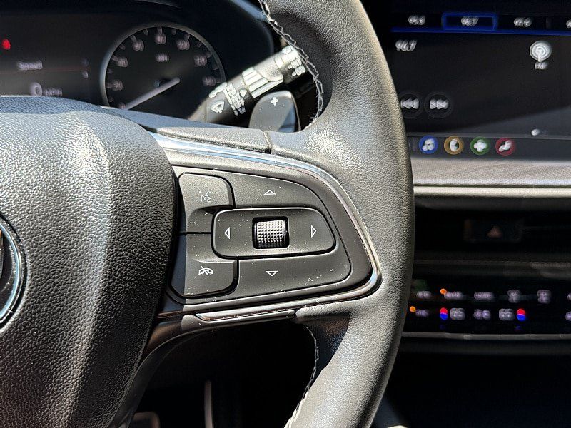 Used 2023 Buick Envision Preferred FWD image 22