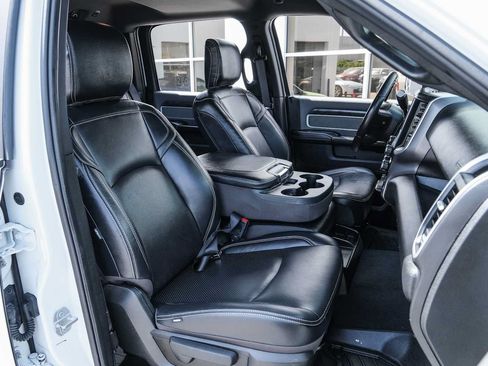 Used 2022 RAM 2500 Big Horn AWD/4WD image 31