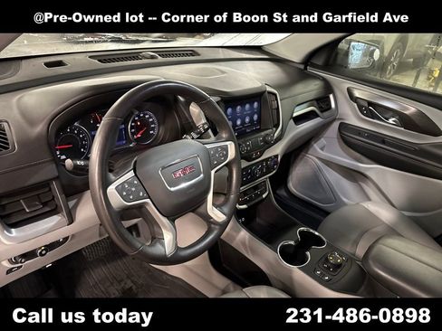 Used 2022 GMC Terrain SLT w/ LPO, Floor Liner Package image 17