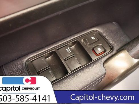 Used 2011 Honda CR-V EX-L image 10