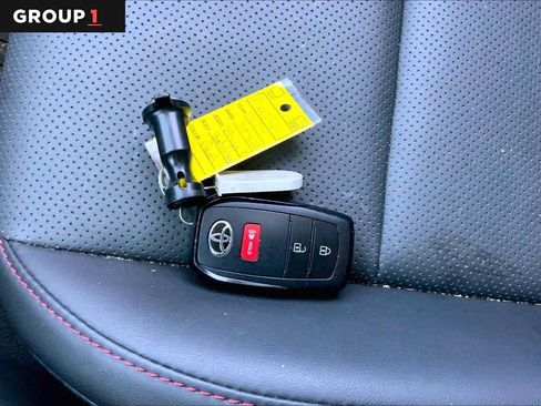 Used 2024 Toyota Prius Prime FWD image 28
