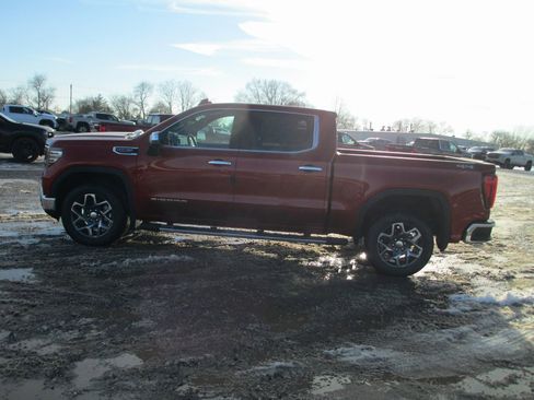 New 2026 GMC Sierra 1500 SLT w/ SLT Premium Plus Package image 9