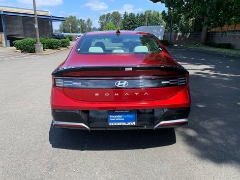 Certified 2024 Hyundai Sonata SEL FWD image 5