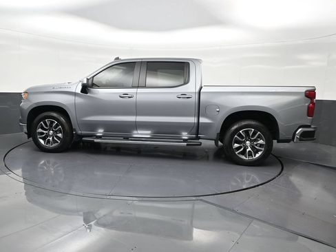 Used 2024 Chevrolet Silverado 1500 LT RWD image 2