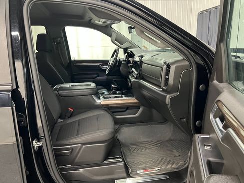Used 2022 Chevrolet Silverado 1500 RST AWD/4WD image 11