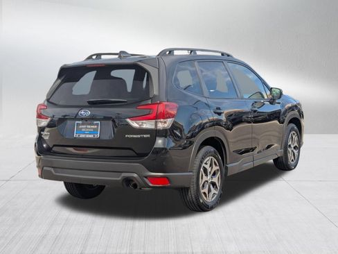 Certified 2023 Subaru Forester Premium AWD/4WD image 5