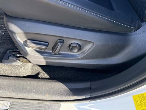 Used 2024 Toyota Crown Limited w/ Advanced Technology Package image 27