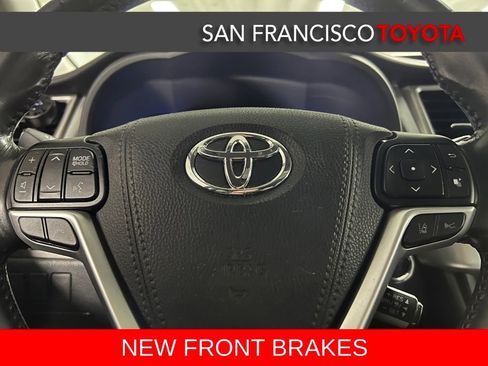 Used 2018 Toyota Highlander SE image 35