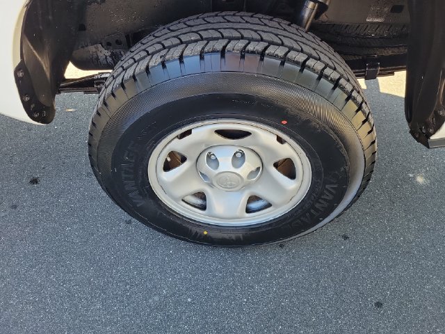 Used 2022 Toyota Tacoma SR RWD image 7