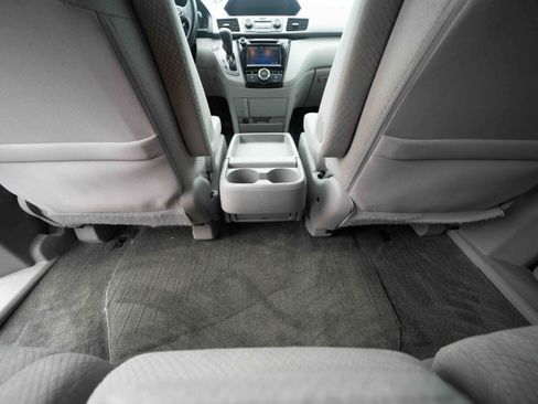 Used 2015 Honda Odyssey EX image 22