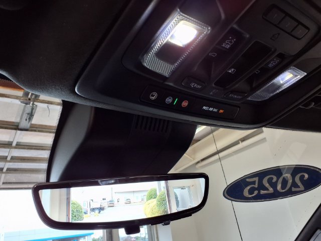 Used 2025 GMC Sierra 1500 AT4X AWD/4WD image 21