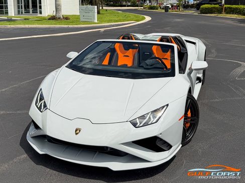 Used 2021 Lamborghini Huracan EVO RWD image 8