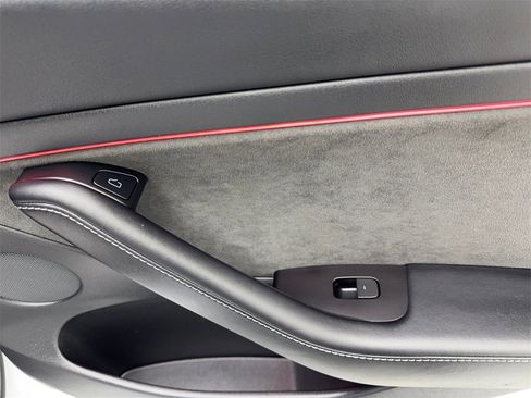 Used 2021 Tesla Model 3 Performance image 42