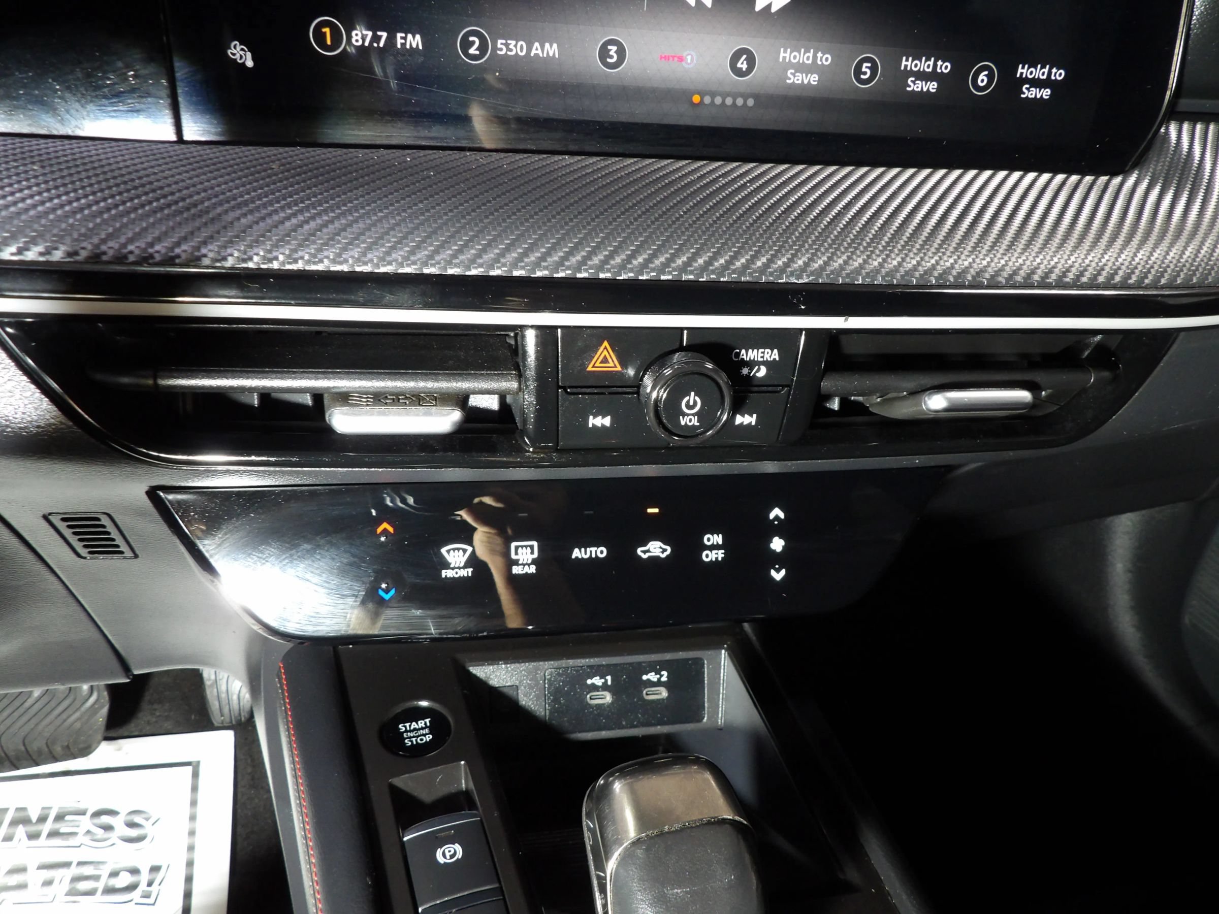 Used 2025 Nissan Kicks SR AWD/4WD image 16