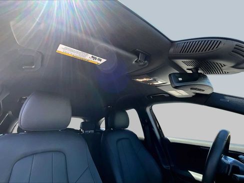 Certified 2025 Mercedes-Benz GLA 250 image 14