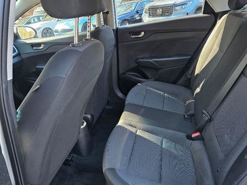 Used 2020 Hyundai Accent SE image 24