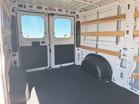 Used 2025 RAM ProMaster 2500 w/ U-Haul Equipment Group FWD image 13