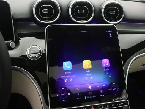 New 2025 Mercedes-Benz C 300 4MATIC Sedan image 6