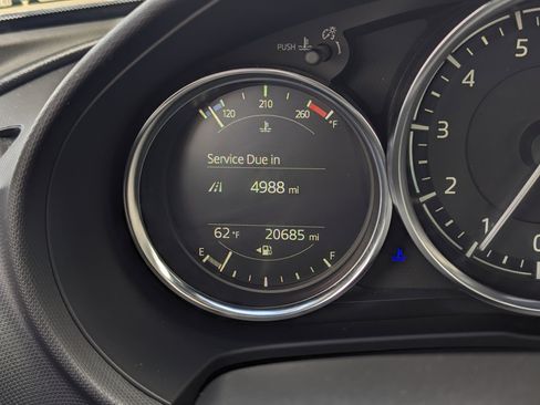 Used 2021 MAZDA MX-5 Miata RF Grand Touring image 11