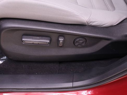 Certified 2022 Honda CR-V EX image 10