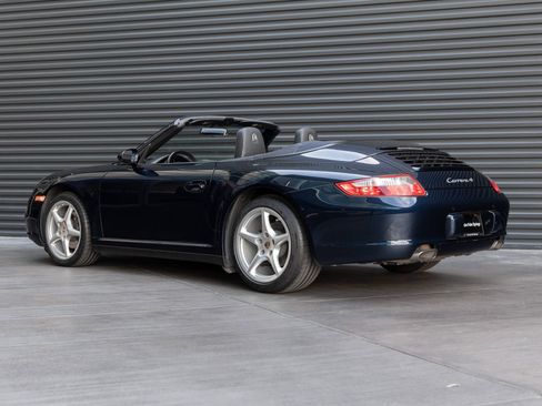Used 2006 Porsche 911 Carrera 4 AWD/4WD image 3