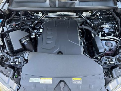 New 2025 Audi Q5 Premium Plus image 9