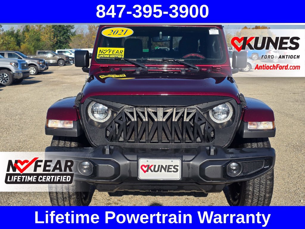 Used 2021 Jeep Gladiator Sport AWD/4WD image 2