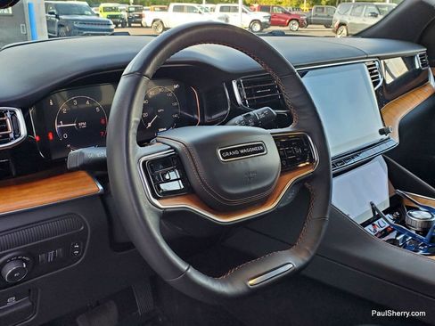 Used 2024 Jeep Grand Wagoneer L Series III image 35