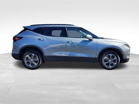 Certified 2024 Chevrolet Blazer LT w/ Convenience Package FWD image 6