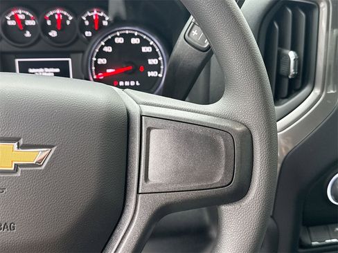 New 2026 Chevrolet Silverado 1500 W/T image 18