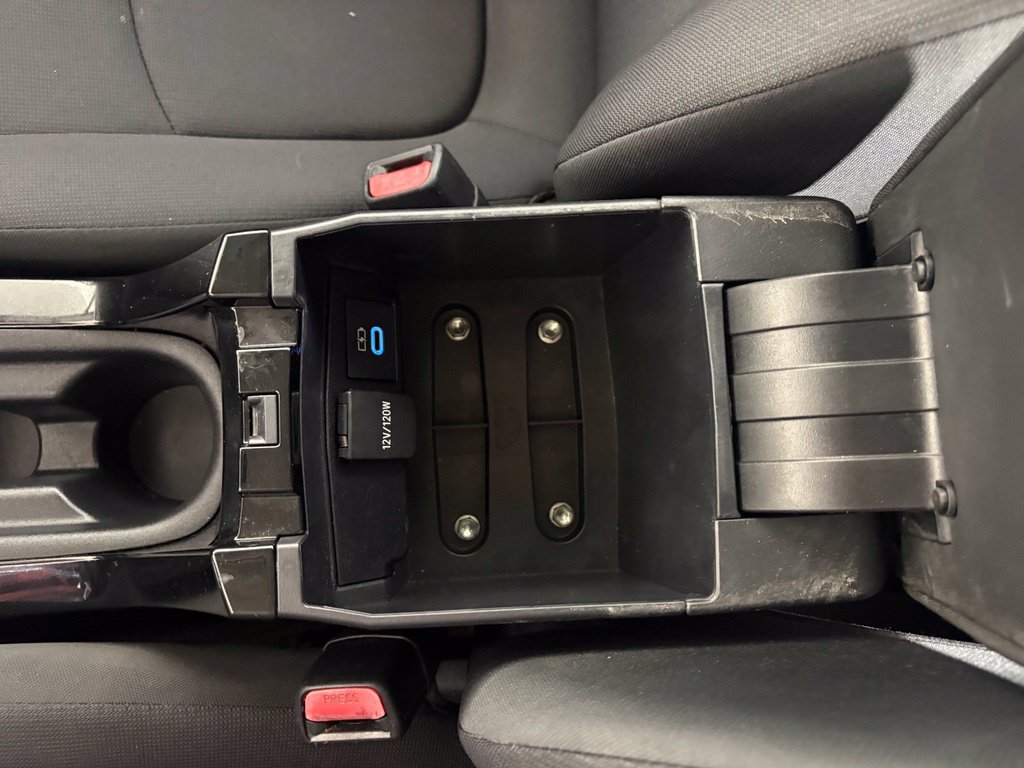 Used 2022 Toyota Corolla LE FWD image 31