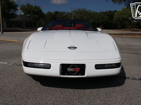 Used 1995 Chevrolet Corvette Convertible RWD image 15