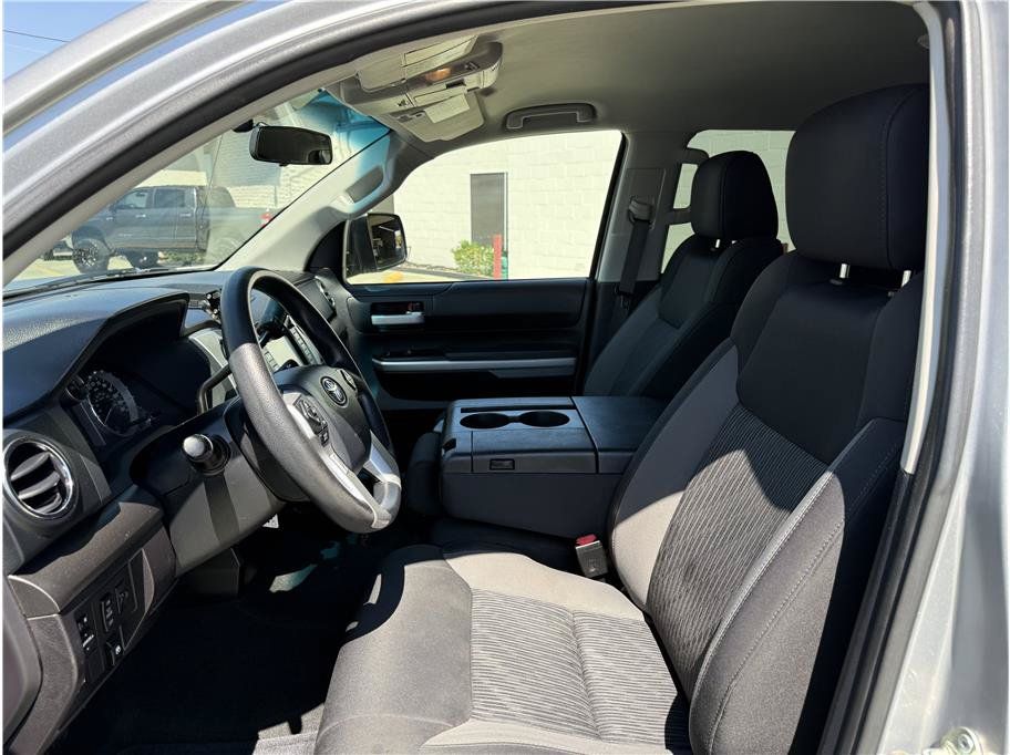 Used 2014 Toyota Tundra SR5 AWD/4WD image 11