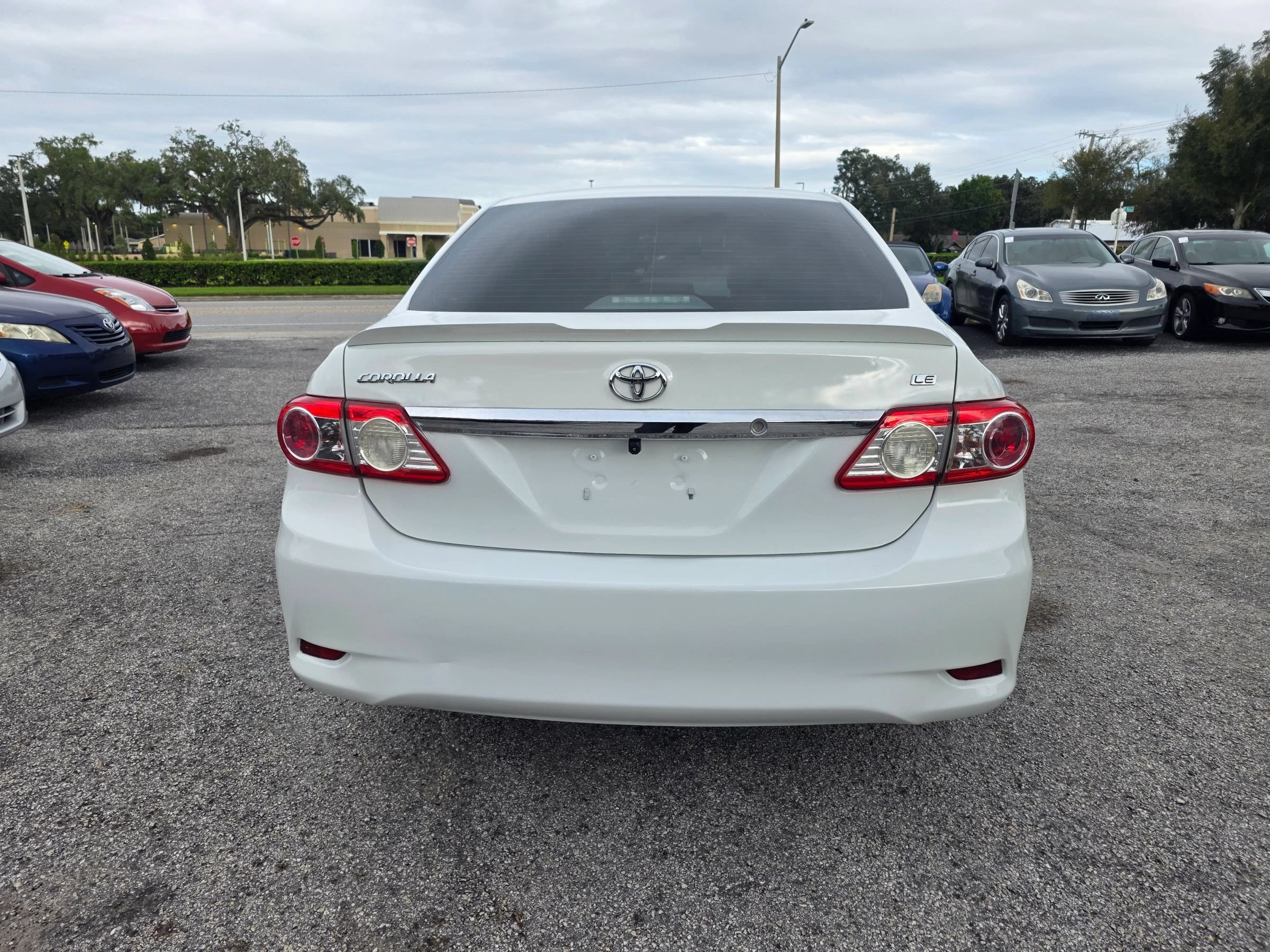 Used 2013 Toyota Corolla LE FWD image 6