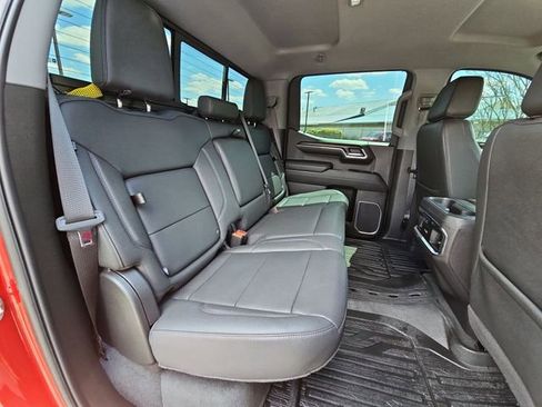 Used 2024 GMC Sierra 1500 SLT w/ SLT Premium Plus Package AWD/4WD image 28