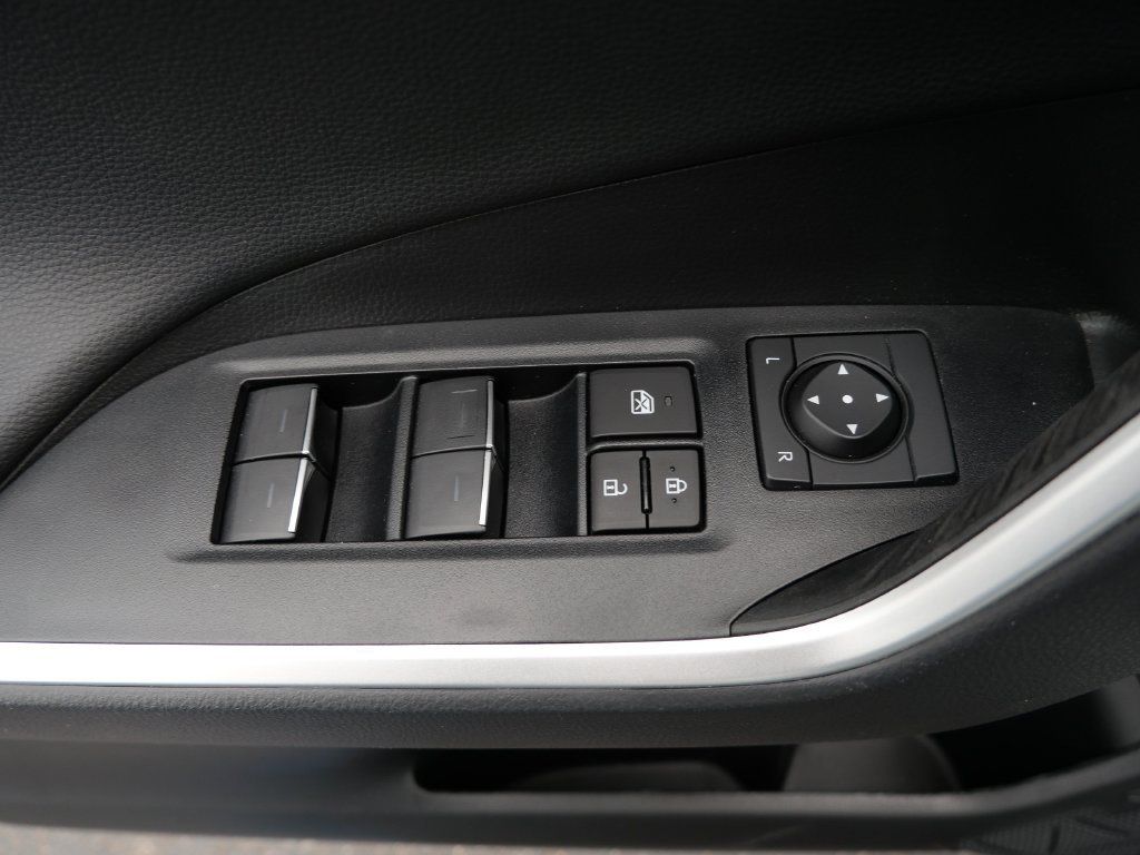 Used 2023 Toyota RAV4 Limited AWD/4WD image 16