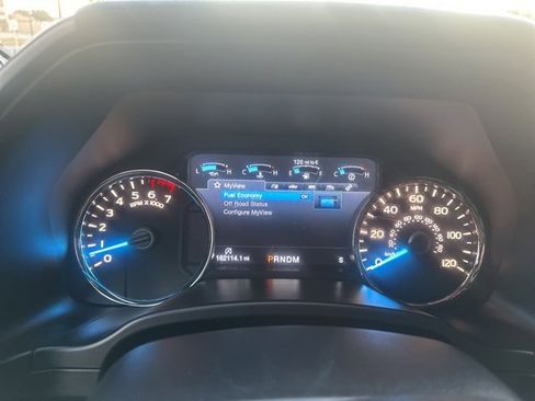 Used 2017 Ford F150 Platinum w/ Equipment Group 701A Luxury image 42