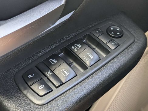 Used 2019 RAM 1500 Big Horn AWD/4WD image 28