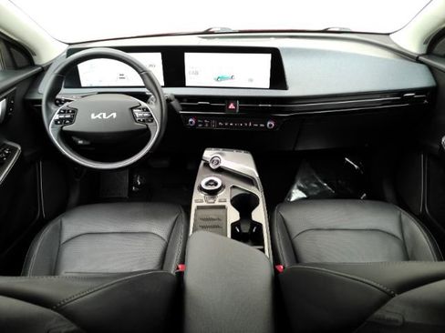 Used 2023 Kia EV6 Wind image 3