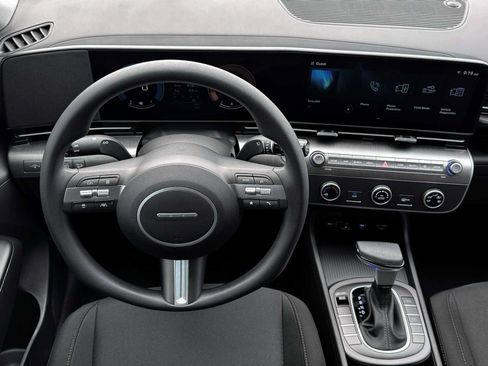 New 2026 Hyundai Kona SE FWD image 17