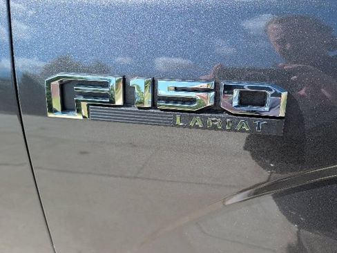 Used 2017 Ford F150 Lariat AWD/4WD image 9