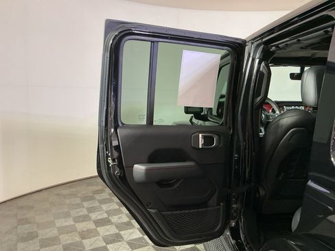 Used 2022 Jeep Wrangler Unlimited Rubicon w/ Steel Bumper Group image 24