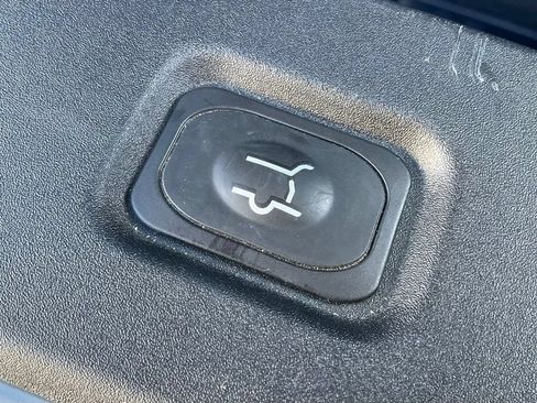 Used 2025 Ford Expedition Tremor AWD/4WD image 15